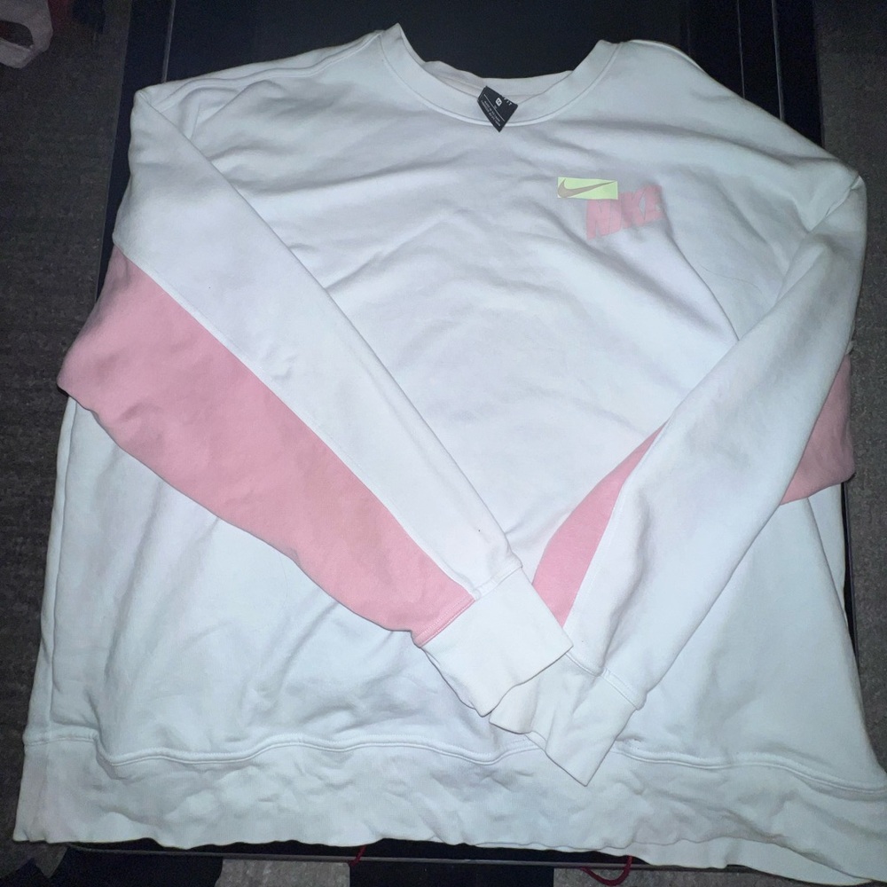 Nike Dri-FIT White and Pink Hoodie